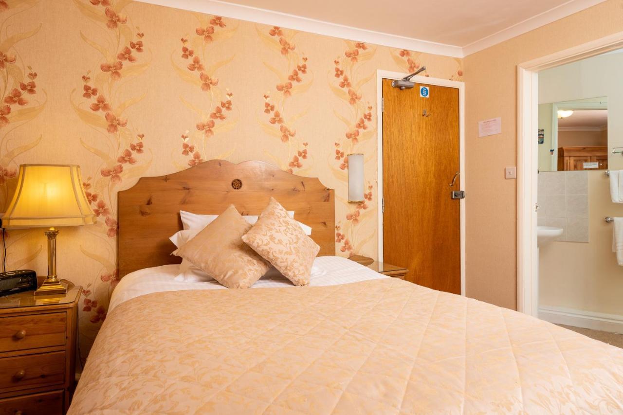 פיינטון Summerhill Hotel מראה חיצוני תמונה