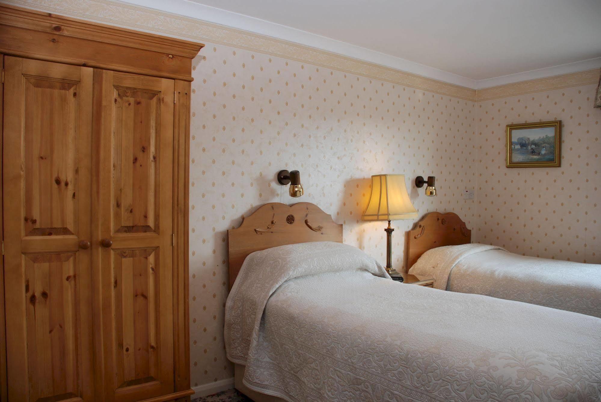 פיינטון Summerhill Hotel מראה חיצוני תמונה