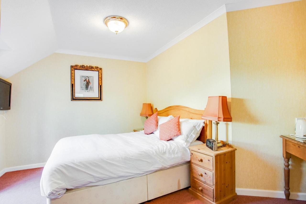 פיינטון Summerhill Hotel מראה חיצוני תמונה